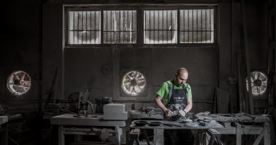 César Rodríguez Castiñeiras, de Granitos San Clemente: “Os materiais que utilizo resultan curiosos para restauración, están lonxe do tradicional”