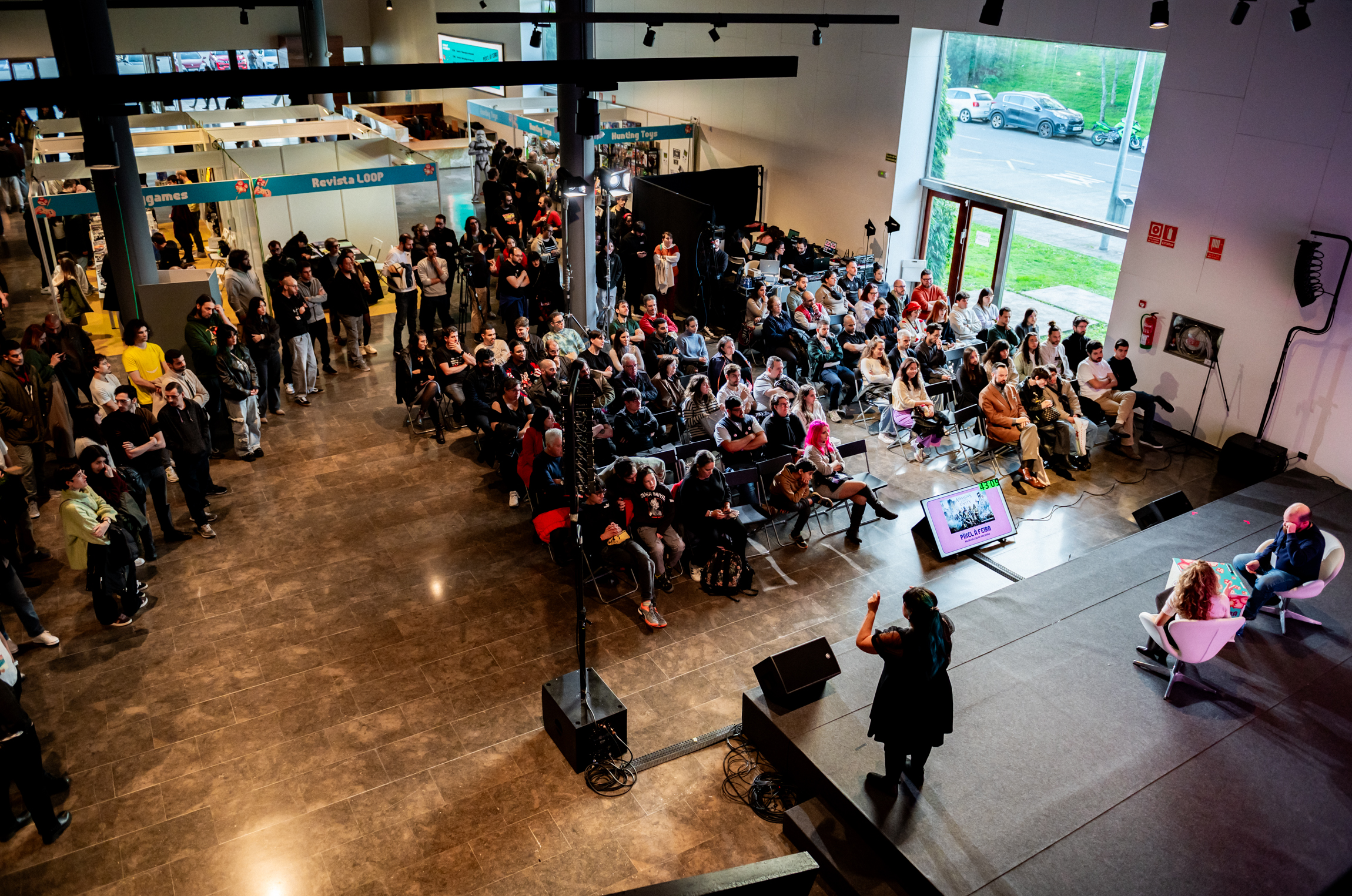 Máis de 3000 persoas pasaron polo salón Píxel á Feira, que se celebrou en Santiago. Foto: Leo López