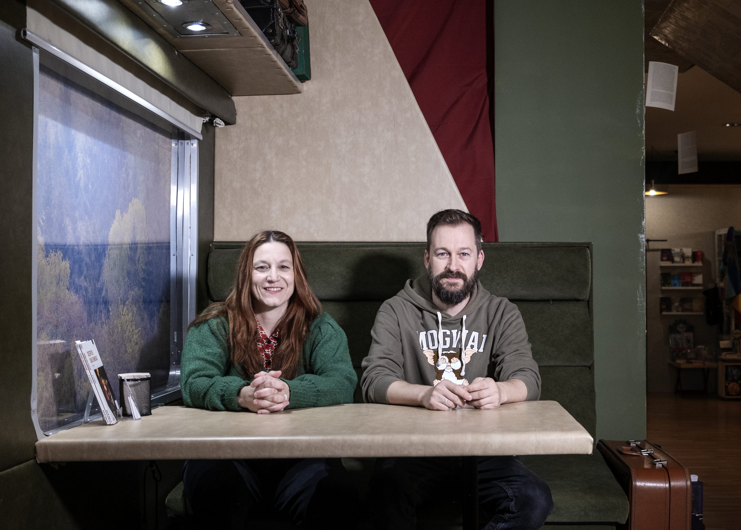 Laura Sarasola e Juan Rodríguez son os creadores da compañía coruñesa Caramuxo Teatro. Foto: Iván Barreiro