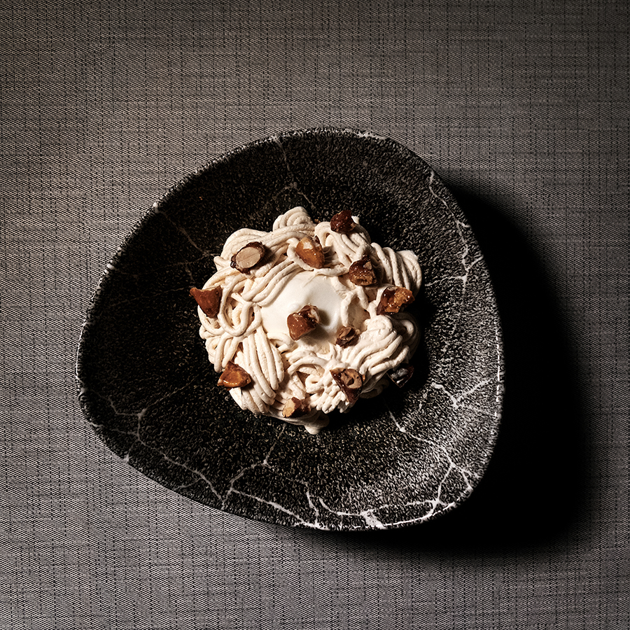 'Turrón', unha das sobremesas de O Sendeiro. Foto: Iván Barreiro