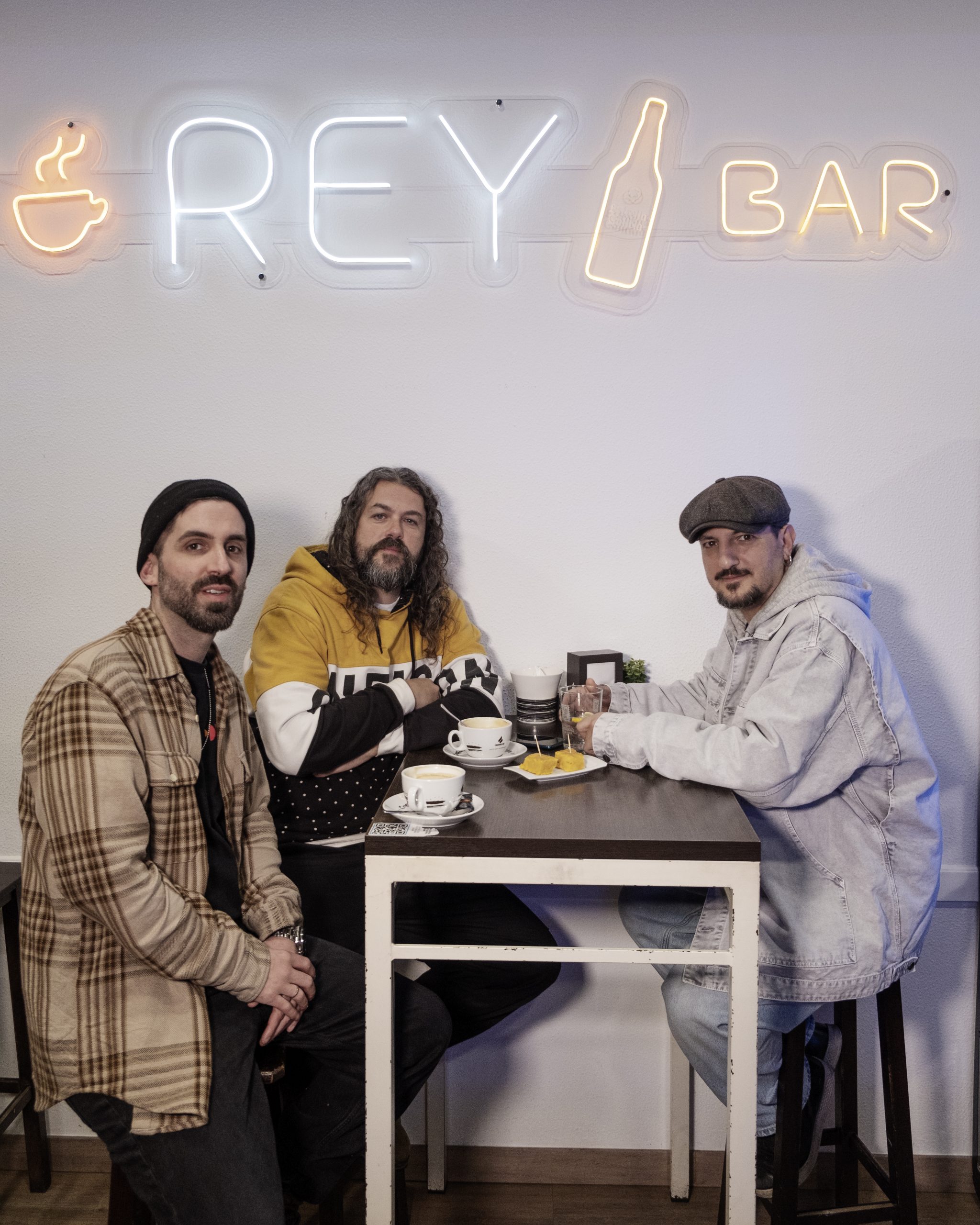 Reunímonos con Lumedeloop no Café Bar Rey, nos Concheiros (Santiago). Foto: Iván Barreiro