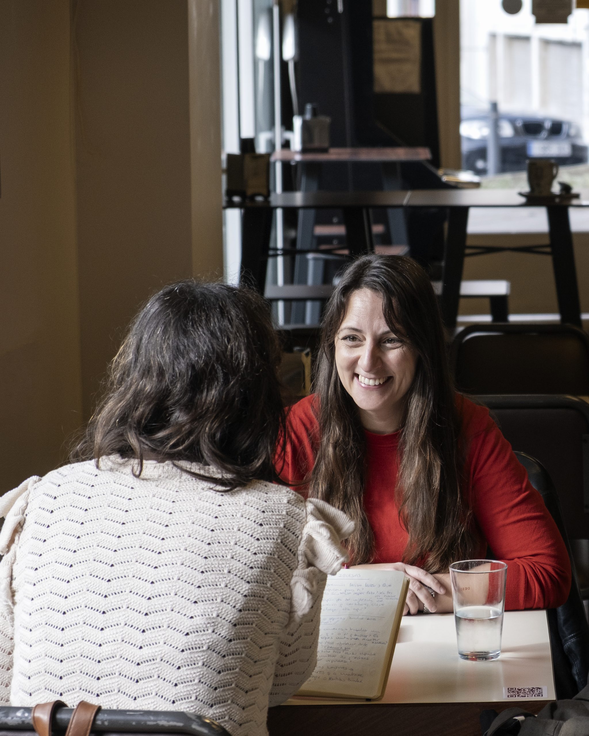  Un momento da nosa entrevista coa montadora Lucía Iglesias. Foto: Iván Barreiro