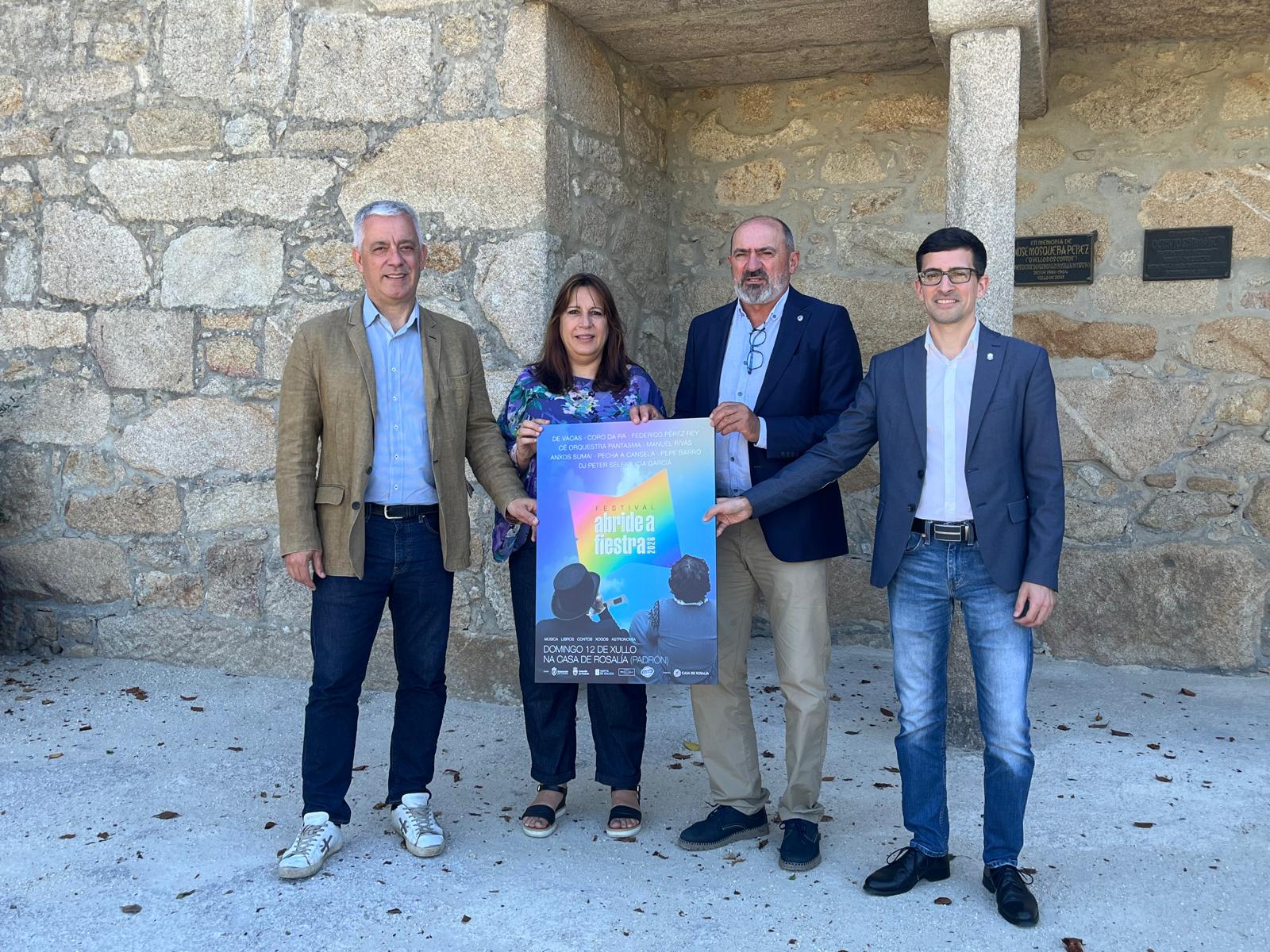 A Casa de Rosalía de Padrón acollerá o festival ‘Abride a Fiestra’ con De Vacas, Coro da Ra,  Manuel Rivas e Federico Pérez, entre outros artistas